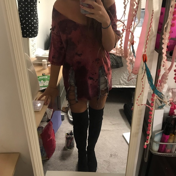 Distressed Tee - Picture 4 of 10